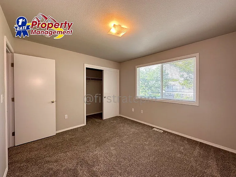 2062 N Gladewater Ave — Photo 13