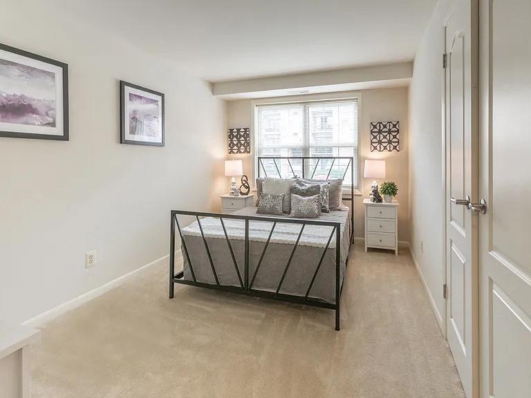 Cromwell Valley Apartments — Photo 8