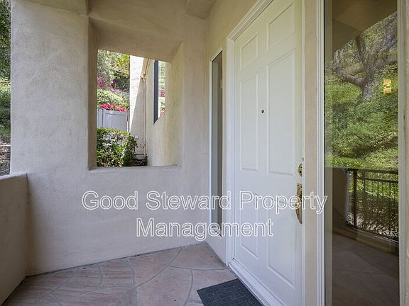 3rd image of 308 S San Vicente Ln