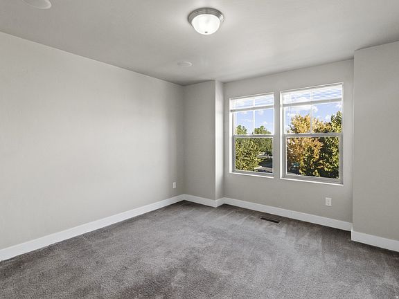 4th image of 4721 W Zig Zag Rd