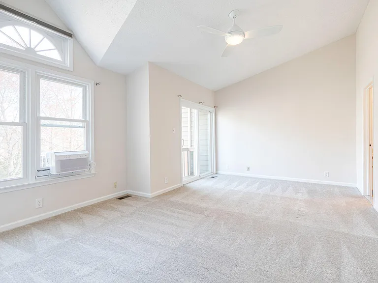5933 Cedar Fern Ct — Photo 8