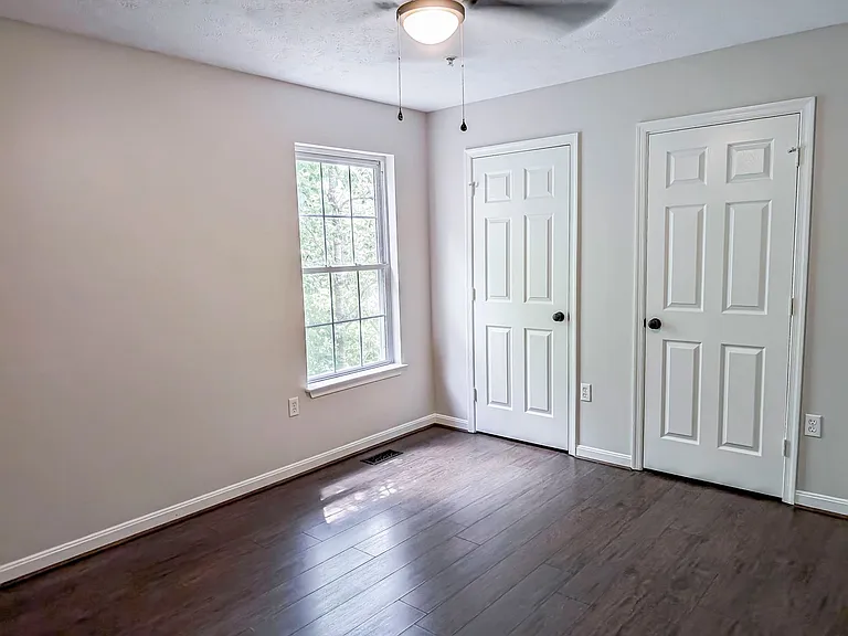 45503 Knockeyon Ln — Photo 21