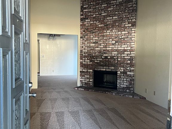 2nd image of 8132 Sunrise East Way