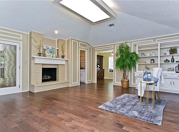 4th image of 1109 Eton Dr