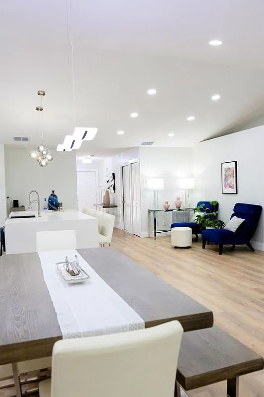 2 bed, 2.0 bath, 1252 sqft, $2,500 — Photo 4