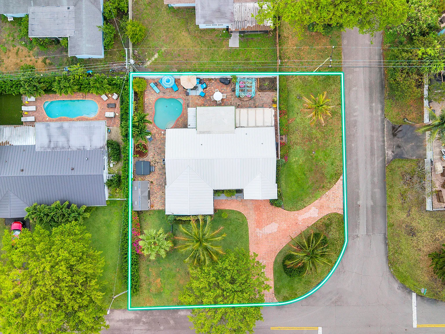 4 bed, 2.0 bath, 1674 sqft, $5,000 — Photo 4