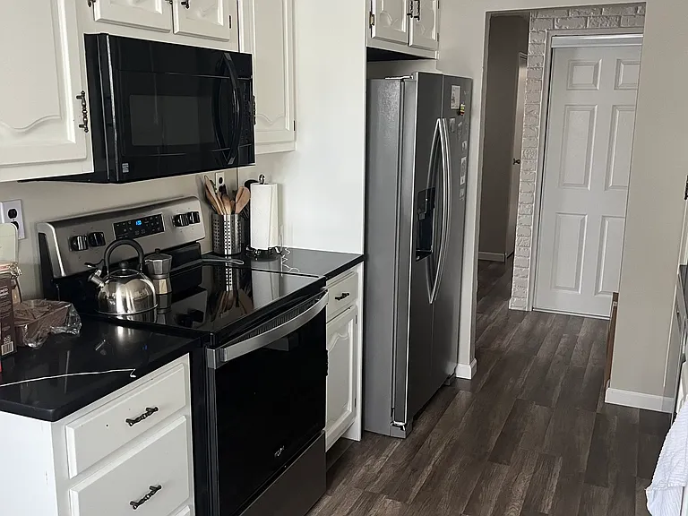 536 Sierra Vista Ln #536 — Photo 15