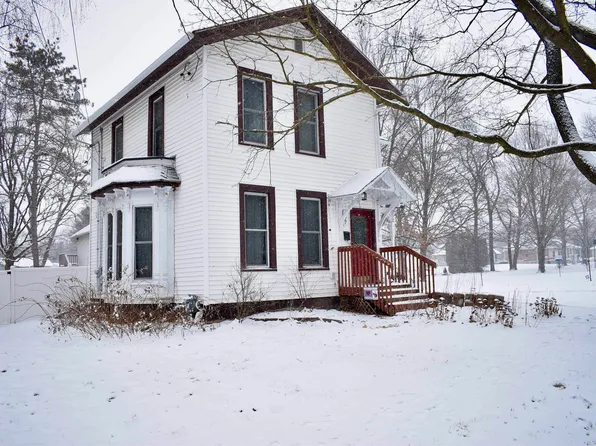 127 N 2nd St, Evansville, WI 53536