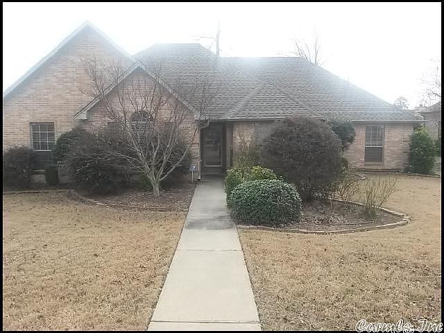 1st image of 208 Country Club Pkwy