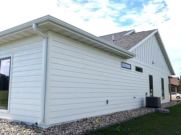 2nd image of 1612 11th St W