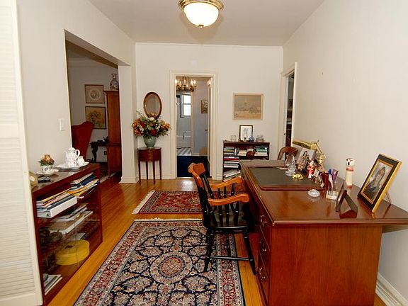 Entry-Office