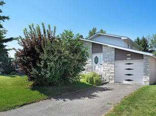 2194 Haig Dr, Ottawa, ON K1G 2L2