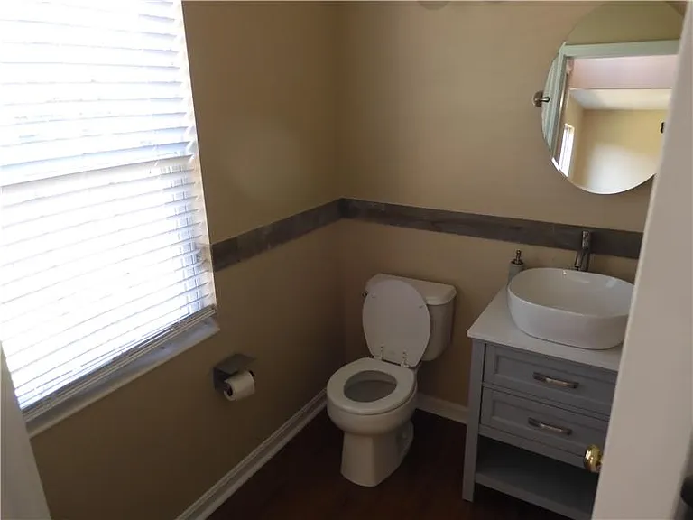 1681 Colonade Dr — Photo 6