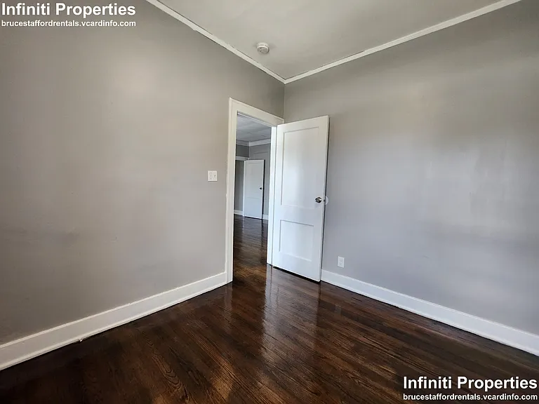 37 W 14th Pl #2 — Photo 12
