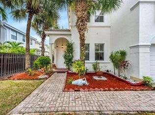 8736 SW 3rd St, Miami, FL 33174