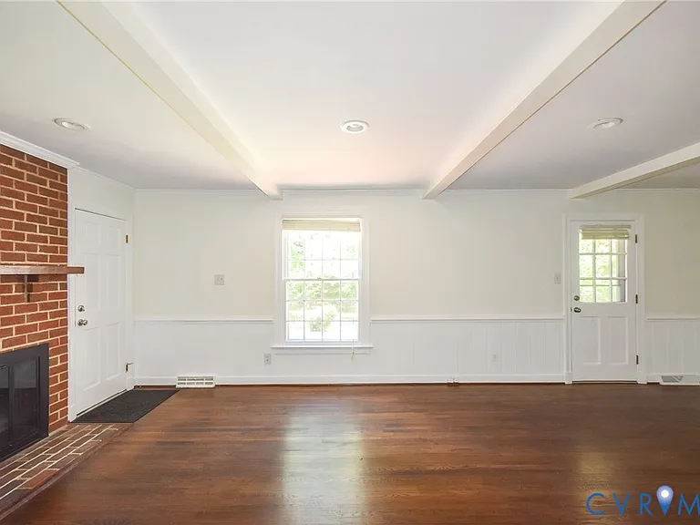 13921 Whitechapel Rd — Photo 7