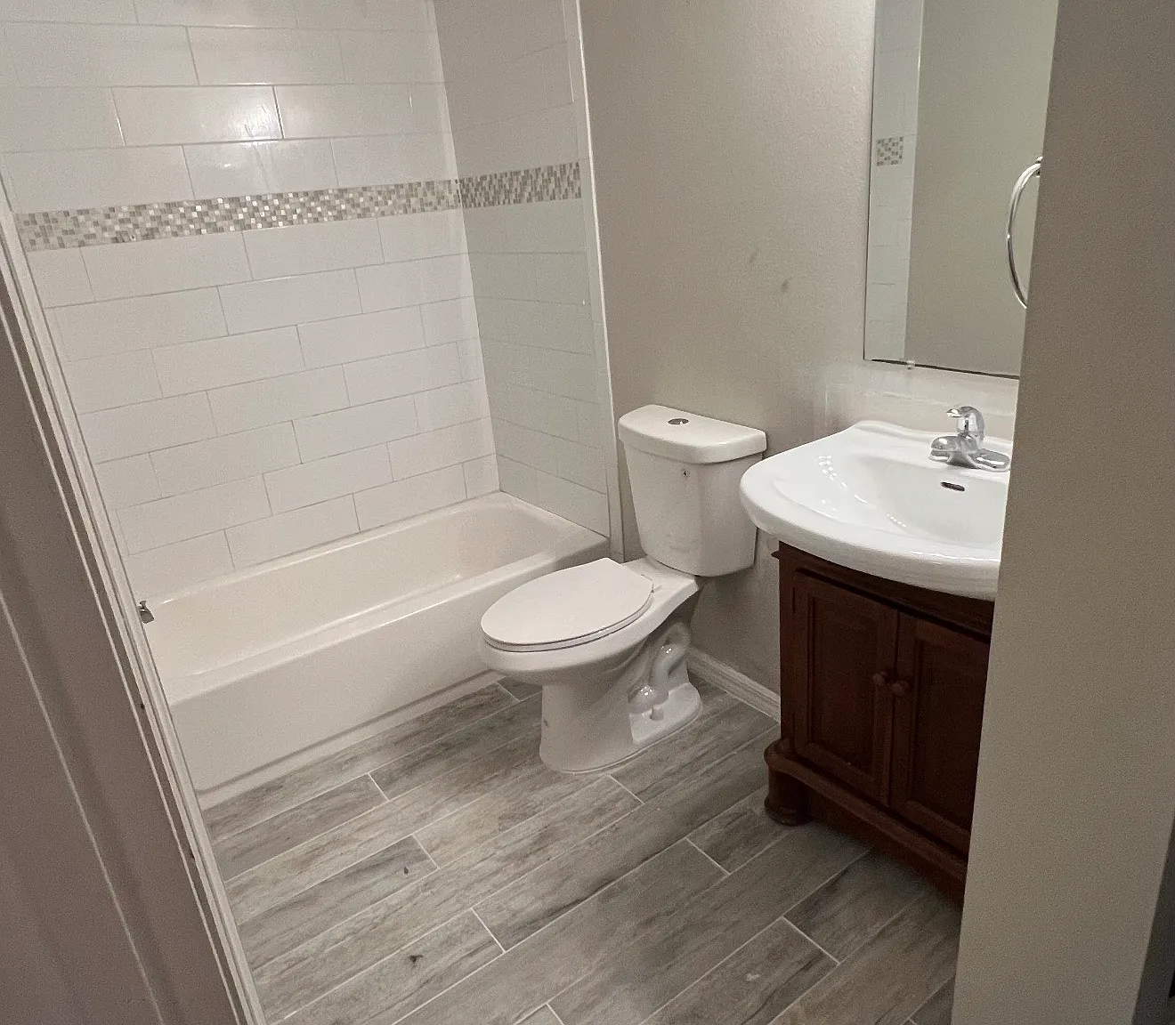 2 bed, 811 sqft, $1,700 — Photo 4