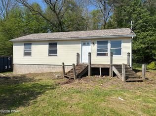77 Bavarian Hill Rd, Beach Lake, PA 18405