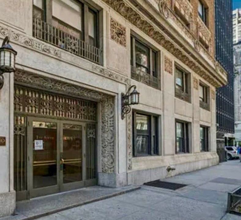 2nd image of 200 W 54th St APT 12K