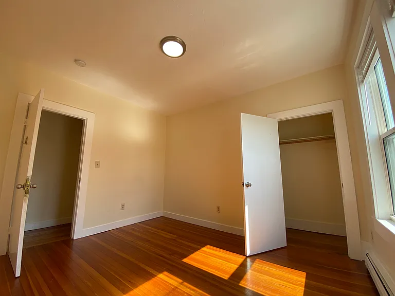 66 Pleasant St #3 — Photo 16
