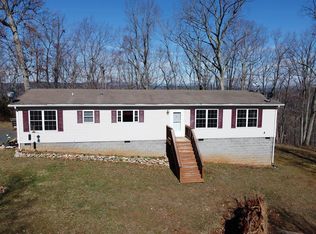 1165 Walkers Ford Rd, Concord, VA 24538