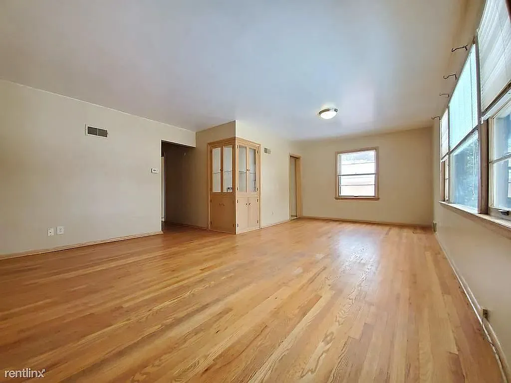 2 bed, 1.0 bath, 1000 sqft, $1,199 — Photo 3
