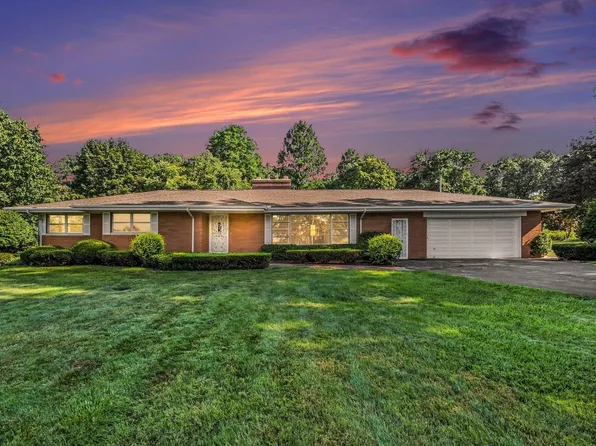 17771 Tanager Ln, South Bend, IN 46635