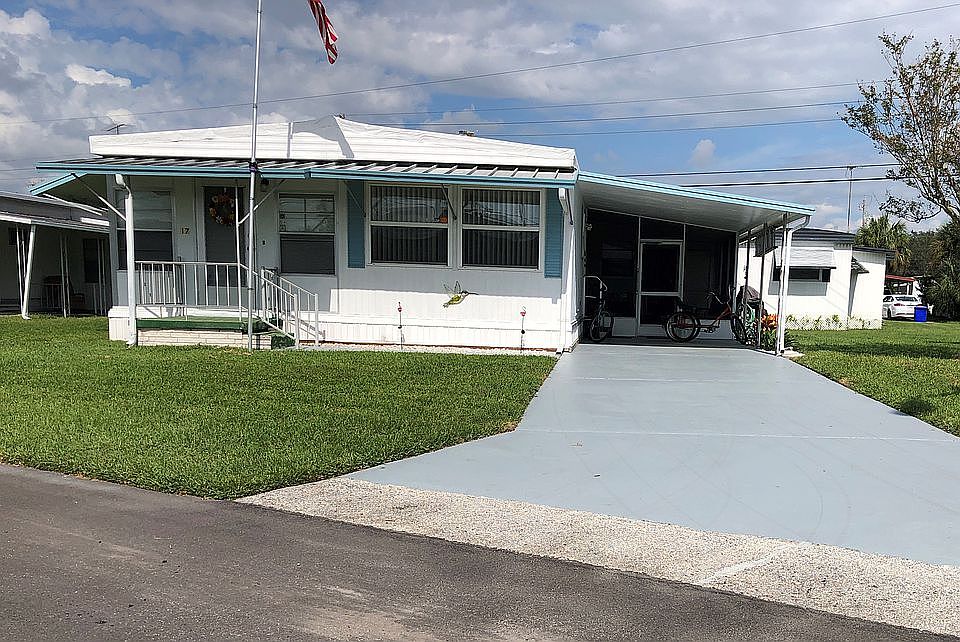 1st image of 17 Stephens Ave