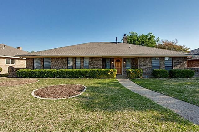 1st image of 629 Wentworth Dr
