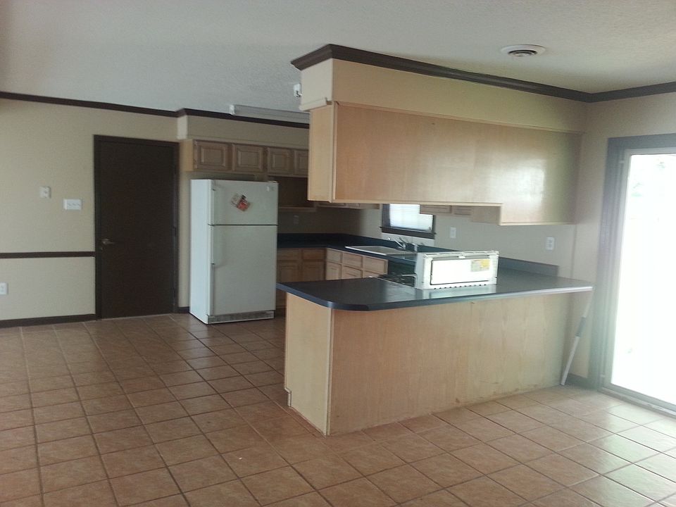 2nd image of 7713 Cherry Valley Blvd