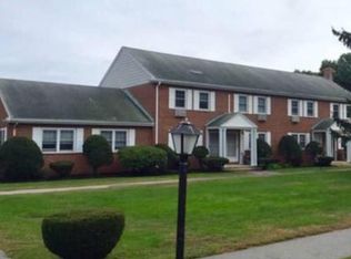 60 Emerson Gdns UNIT 60, Lexington, MA 02420