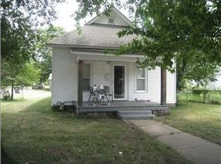 144 N Meridian Ave, Valley Center, KS 67147
