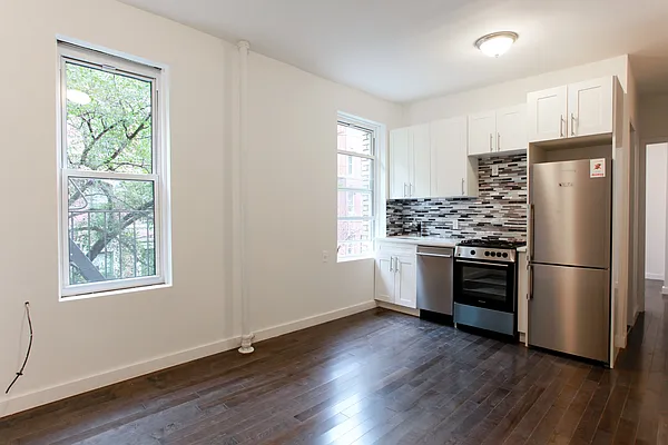 Rented by Pink Stone Realty LLC | media 16