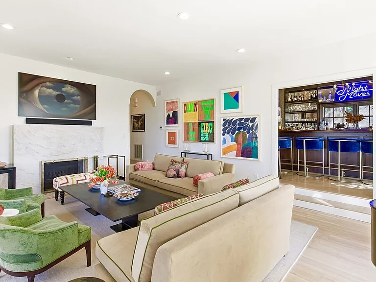 6203 Temple Hill Dr — Photo 3