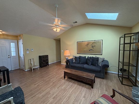 5th image of 706 Nautilus Dr