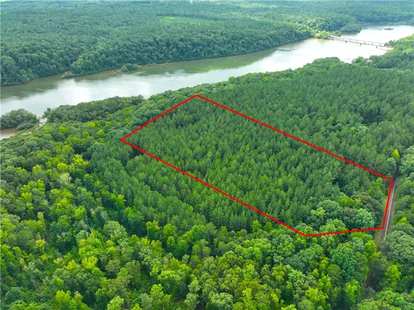 162 Sarah Simpson Rd, Iva, SC 29655
