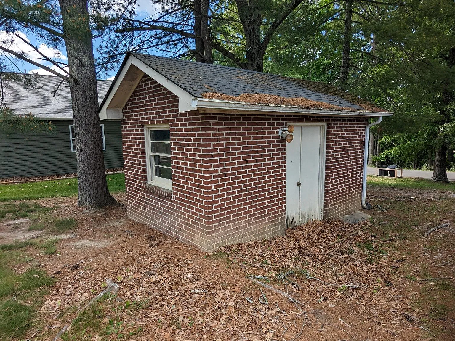 1390 Wadsworth St — Photo 4