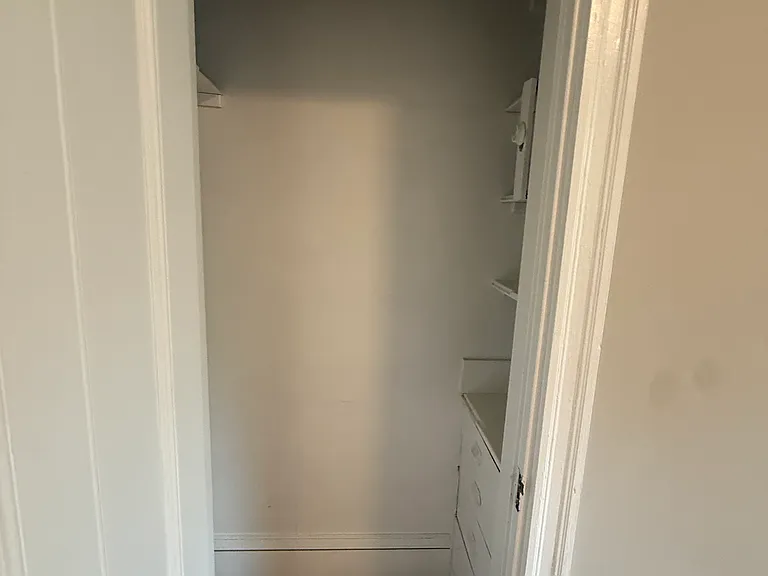 32 Walnut St #2 — Photo 16