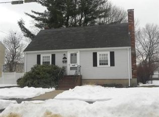 7 Macarthur Cir, Peabody, MA 01960