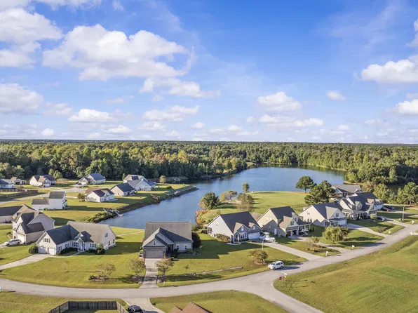 307 Antioch Lakes Road, New Bern, NC 28560