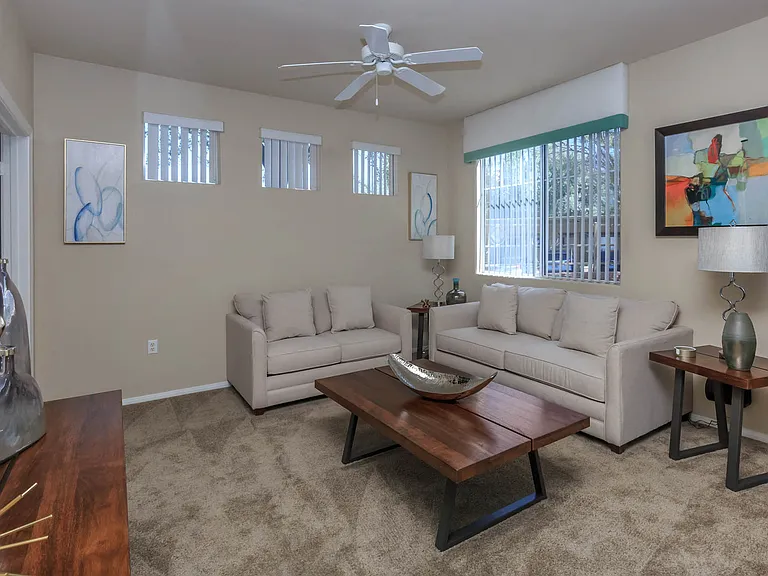 1d1 752 SQFT 1 Bed 1 Bath