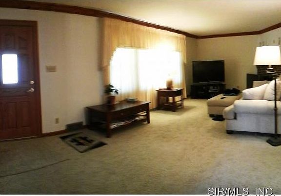 Living Room wGas Fireplace