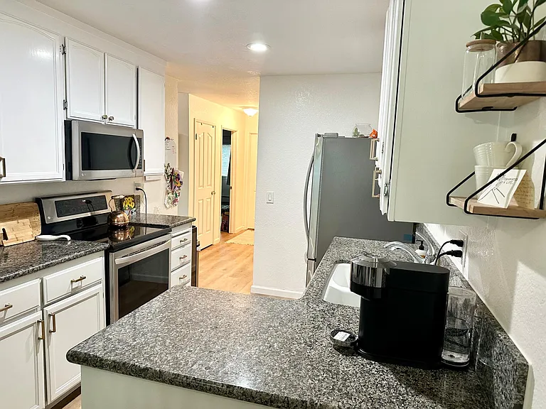 850 Apricot Ave #A — Photo 8