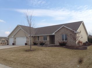 W6021 Nettie Dr, APPLETON, WI 54915