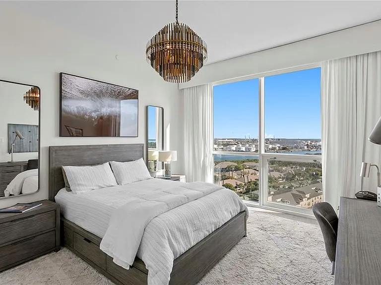 450 Knights Run Ave #1801 — Photo 45