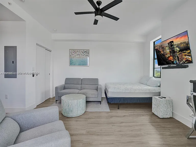 4100 SW 64th Ave #308 — Photo 19