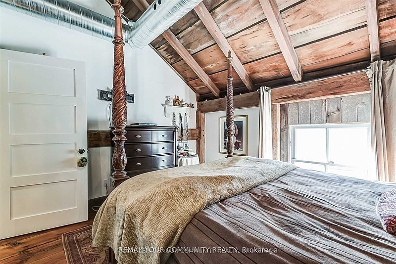 Markham House for rent - 2 Bedrooms — photo 10