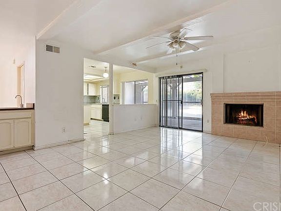 4th image of 20449 Elkwood St