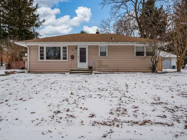 3715 Rural St, Rockford, IL 61107