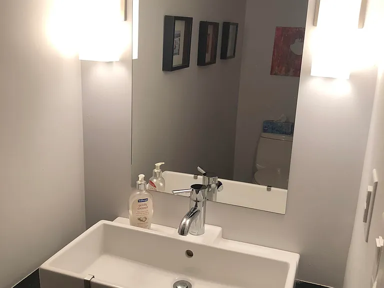 4th Floor - Half Bath
